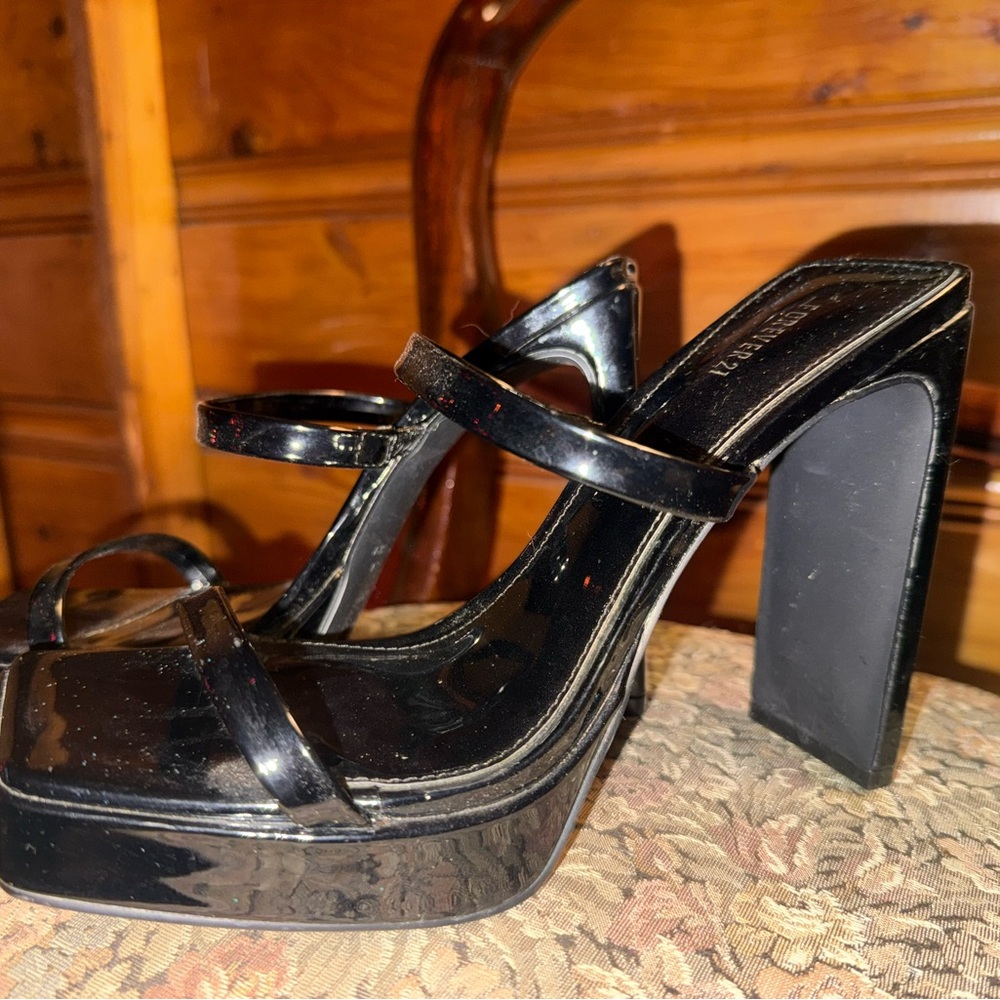 Forever 21 Black Strappy Heels